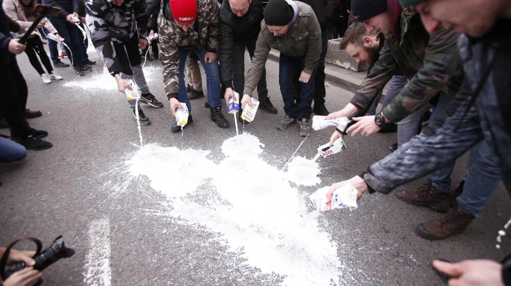 Narodni pokret Srbije podržava sutrašnji protest proizvođača mleka 8