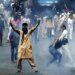 Obračun policije sa pristalicama bivšeg pakistanskog premijera Kana, stotine uhapšene 14