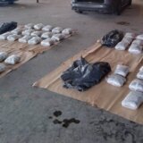 Uhapšen muškarac zbog posedovanja opojnih droga 7