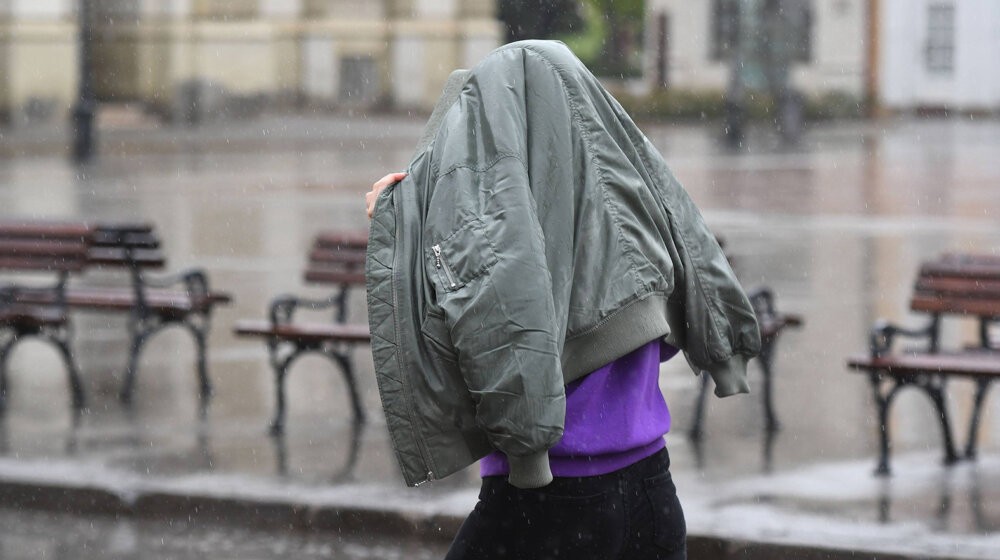 U Srbiji nestabilno vreme, mestimično s kišom, pljuskovima i grmljavinom 16
