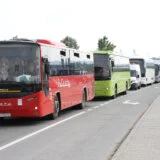 (FOTO) Centar Pančeva blokiran autobusima iz Vojvodine, ali i drugih delova Srbije posle mitinga SNS-a 2