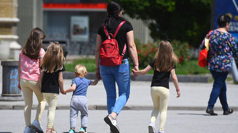 Skupština grada Bora usvojila odluku o finansijskoj pomoći za lečenje dece 1