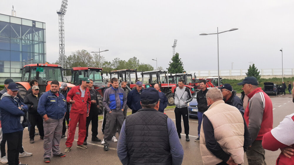Poljoprivrednici u Zrenjaninu blokiraće magistralni put ka Novom Sadu od 15 do 16 sati 3