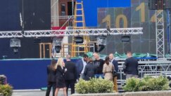 srbija nade skup priprema (FOTO) Kako izgledaju pripreme za skup "Srbija nade"? 15