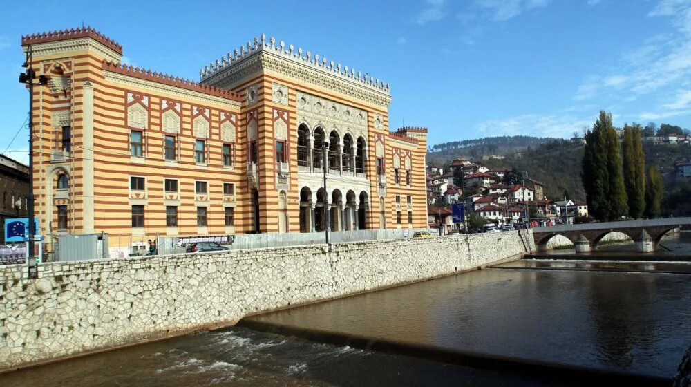 Jako nevreme danas popodne pogodilo Sarajevo i izazvalo kolaps u saobraćaju 1