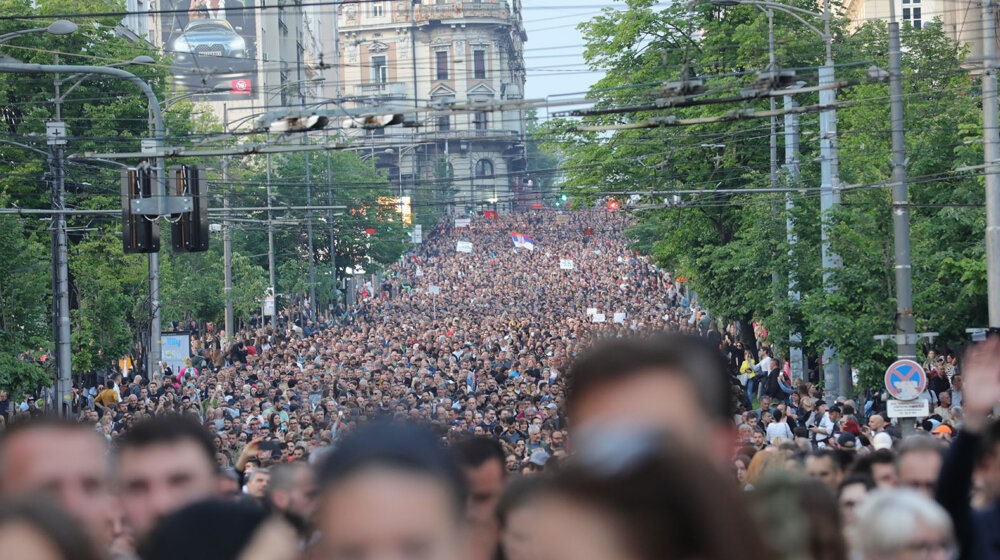 "Režimske službe takođe mogu da pomere provokacije za drugi dan": Dragomir Anđelković o pomeranju protesta Srbija protiv nasilja sa petka na subotu 1