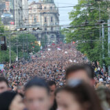 "Režimske službe takođe mogu da pomere provokacije za drugi dan": Dragomir Anđelković o pomeranju protesta Srbija protiv nasilja sa petka na subotu 8
