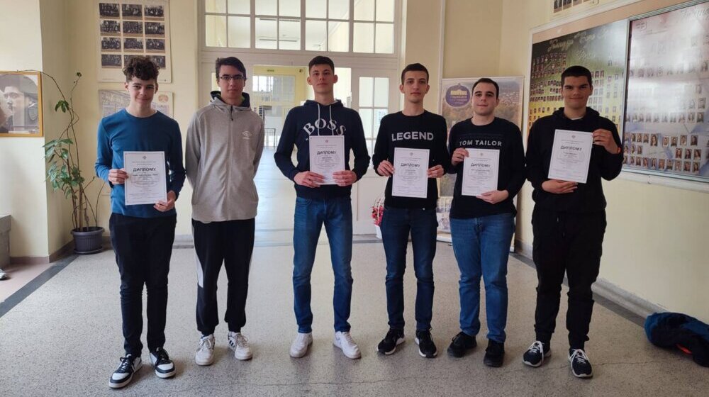 Subotički gimnazijalci uspešni na državnom takmičenju iz fizike 1