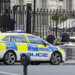 Zakucao se kombijem u kuću, pa mačetom napao više građana i policajaca u Londonu (VIDEO) 16