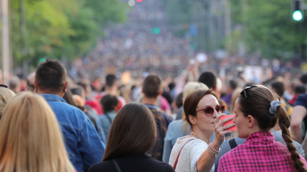 "Nakon Vučićevog kontramitinga građani izlaze na ulice Beograda": Kako regionalni mediji najavljuju protest Srbija protiv nasilja? 1