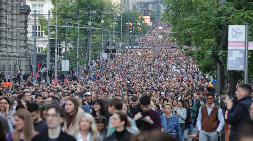 Možda odluka o izlasku na izbore na duži rok bude dobra, trenutno vlast trlja ruke: Kako birači reaguju na podeljenost opozicije? 1
