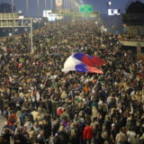 Koliko masovnost protesta utiče na rejting: Kome pada, a kome raste podrška građana - vlasti ili opoziciji? 3