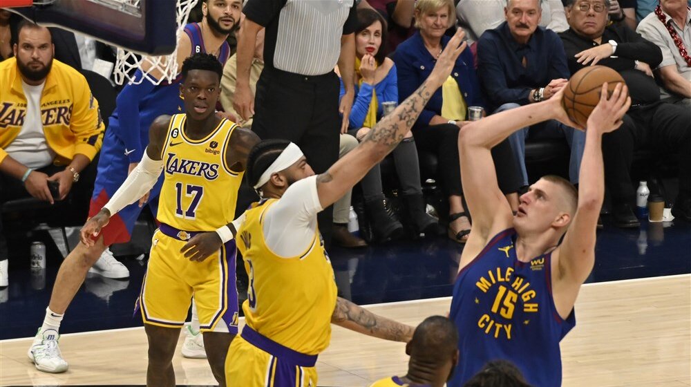 Lebron Džejms odao priznanje Nikoli Jokiću: On je veliki igrač 1