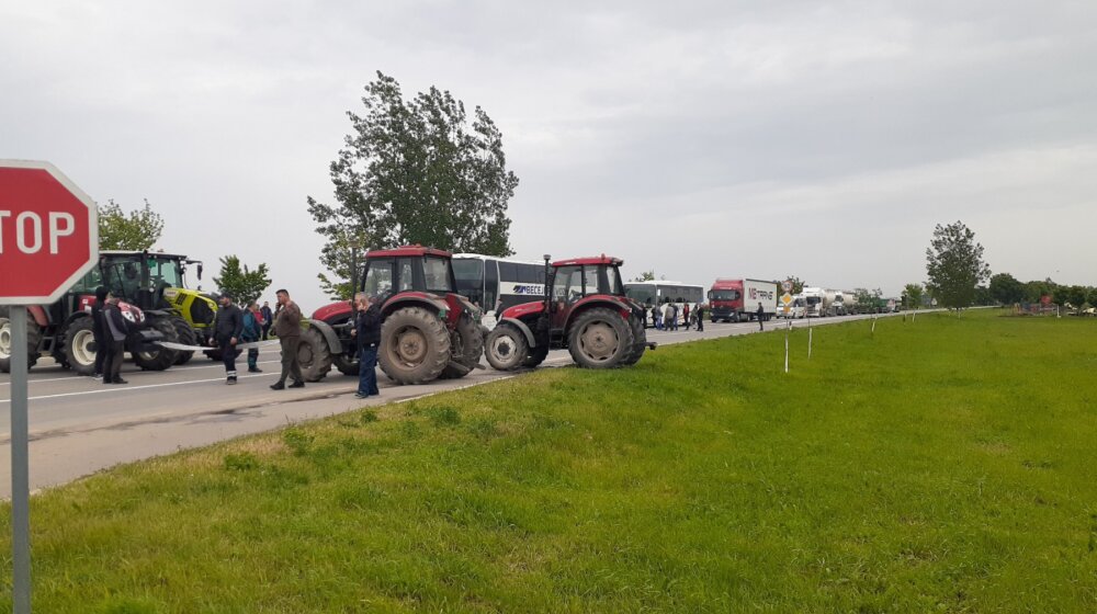 Poljoprivrednici u Zrenjaninu blokiraće magistralni put ka Novom Sadu od 15 do 16 sati 1