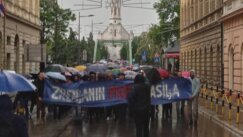 Snažna poruka Zrenjaninaca večeras poslata Srbiji: Stop nasilju, podrška mirnim protestima u Beogradu u petak 4