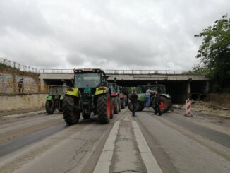 Subotički poljoprivrednici blokirali podvožnjak u Maksima Gorkog 11