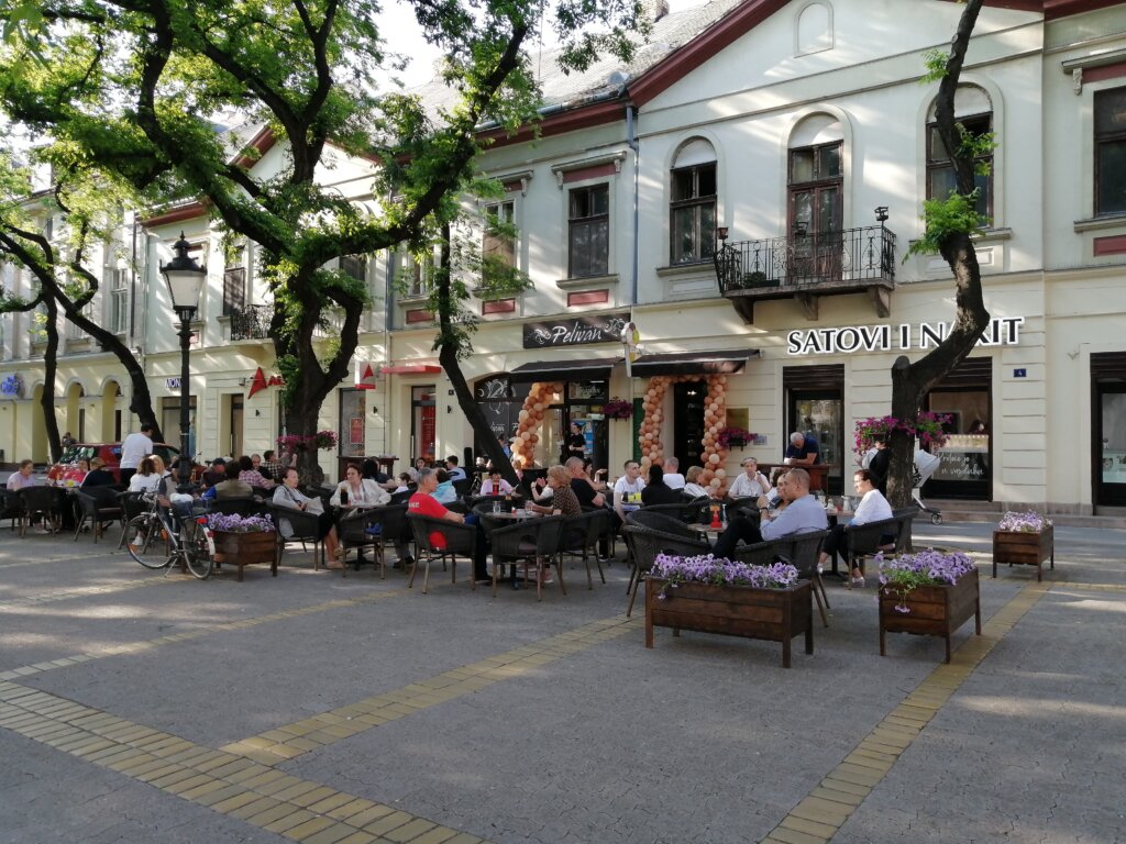 "Svi Subotičani su moje stalne mušterije": Čuvena poslastičarnica proslavila jubilej, ceo vek je u vlasništvu jedne porodice 4 "Svi Subotičani su moje stalne mušterije": Čuvena poslastičarnica proslavila jubilej, ceo vek je u vlasništvu jedne porodice 4