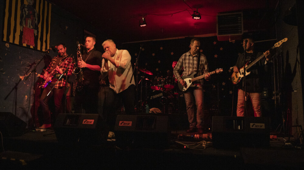 „Nova Kosmogonija“ u Subotici: Gladni Naučnici koncertom promovišu album 1