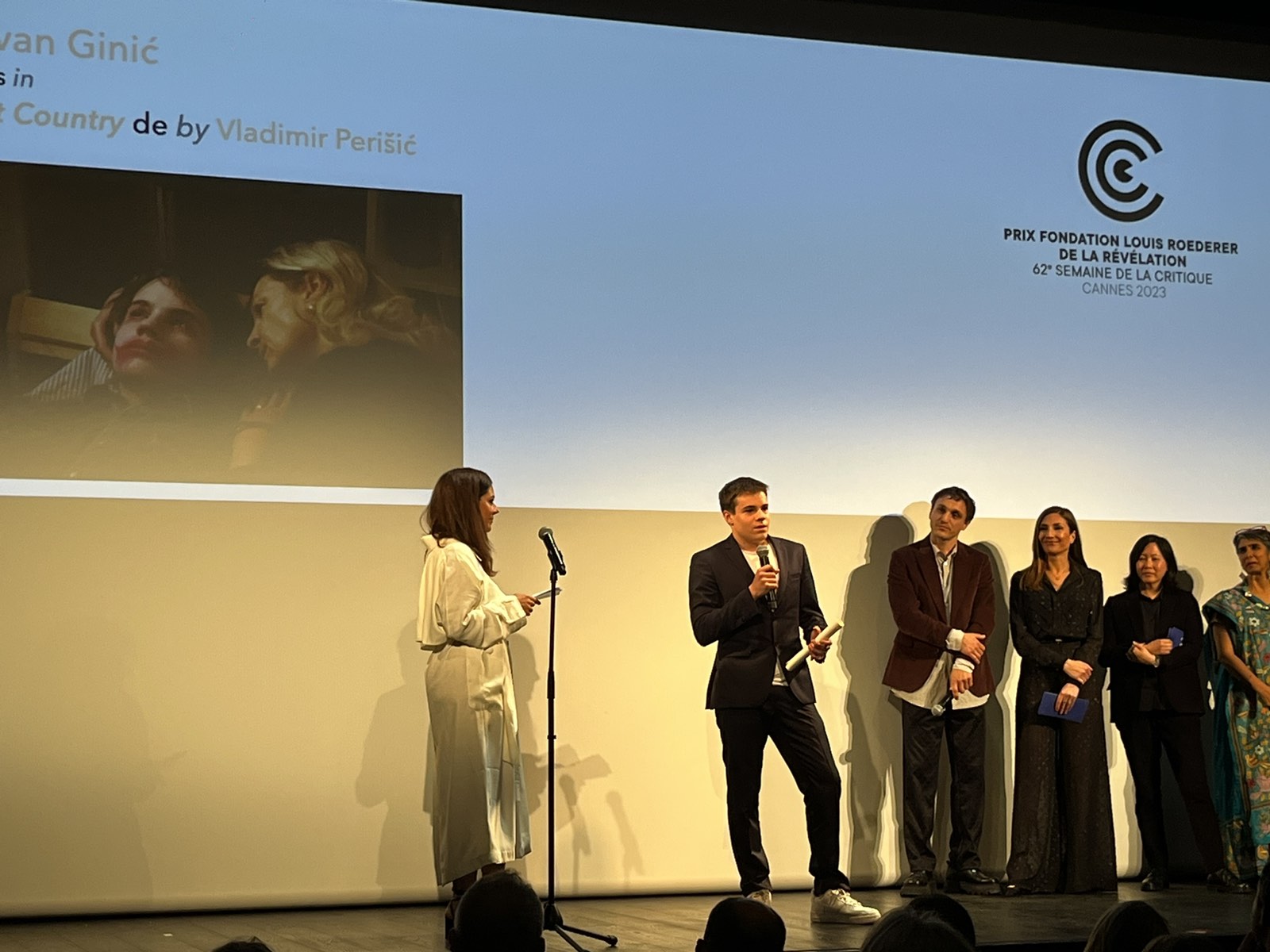 Veliki uspeh za našu kinematografiju i film "Lost Country": Jovan Ginić osvojio Nagradu "Otkrovenje" za najboljeg mladog glumca 76. Kanskog festivala 2