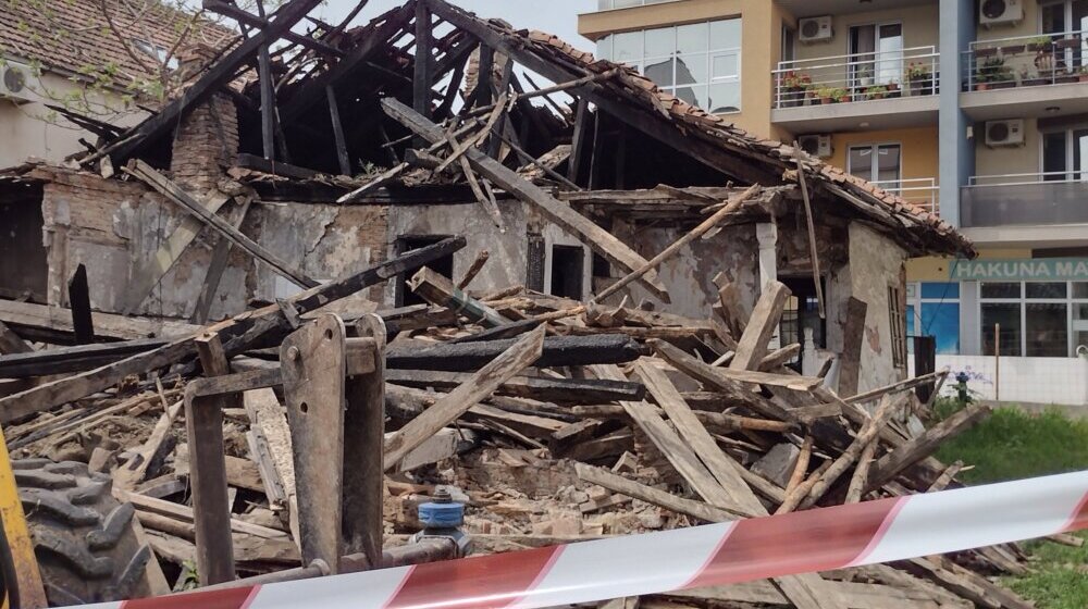 Ljudima ne dopire do mozga kako kulturno dobro ne može da se sruši: Direktor kragujevačkog Zavoda za zaštitu spomenika posle rušenja kuće dr Ilije Kolovića 1