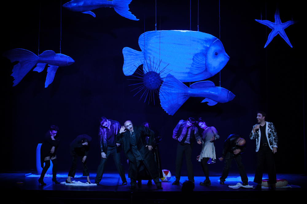 U Ateljeu 212 večeras premijera komada "Obraćanje naciji": Pričice o našoj konzumerskoj, korumpiranoj i samoživoj svakodnevici 2 U Ateljeu 212 večeras premijera komada "Obraćanje naciji": Pričice o našoj konzumerskoj, korumpiranoj i samoživoj svakodnevici 2