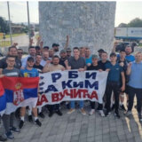 Milan Radoičić i Danilo Vučić obišli Srbe sa Kosova koji pešače na miting: Vela ih zbog podignuta tri prsta uporedio sa nacistima 5