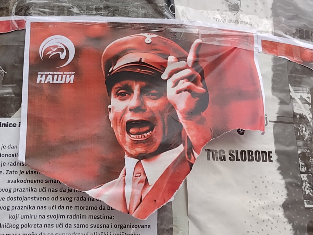 Hajka na Televiziju N1 gebelskovskim plakatima u Kragujevcu 2 Hajka na Televiziju N1 gebelskovskim plakatima u Kragujevcu 2