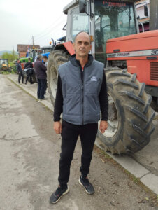 Poljoprivrednici iz Šumadije u petak traktorima za Beograd: U Rači Kragujevačkoj i BIA 2 Poljoprivrednici iz Šumadije u petak traktorima za Beograd: U Rači Kragujevačkoj i BIA 2