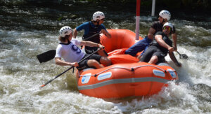 Kako su rafteri iz Evrope savladali vode i virove užičke reke, kroz njen atraktivni kanjon (FOTO/VIDEO) 2
