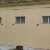 Sremska Mitrovica: Uklanja se nelegalni objekat u Gradskom parku 3