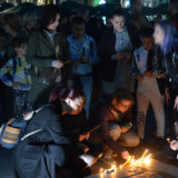 Skup ćutanja u Užicu povodom tragedije u beogradskoj školi: Tišina, tuga, mimohod i sveće za nastradale 1