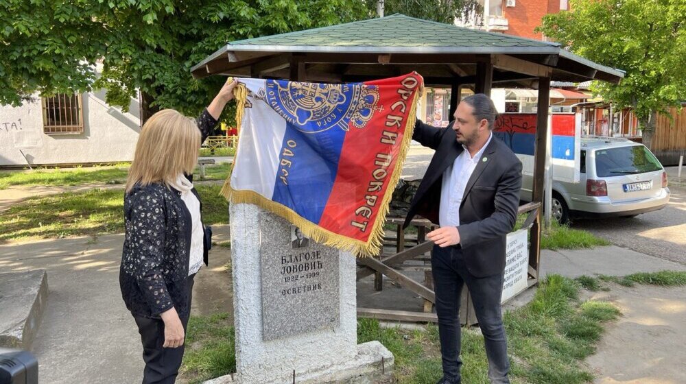 Ćerka Blagoja Jovovića otkrila spomenik svom ocu u Jagodini na Dan pobede nad fašizmom 1