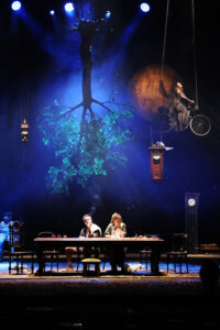 Ovacije "Urnebesnoj tragediji" u režiji Jagoša Markovića: Male i velike katastrofe u našoj naopačke izvrnutoj stvarnosti 2