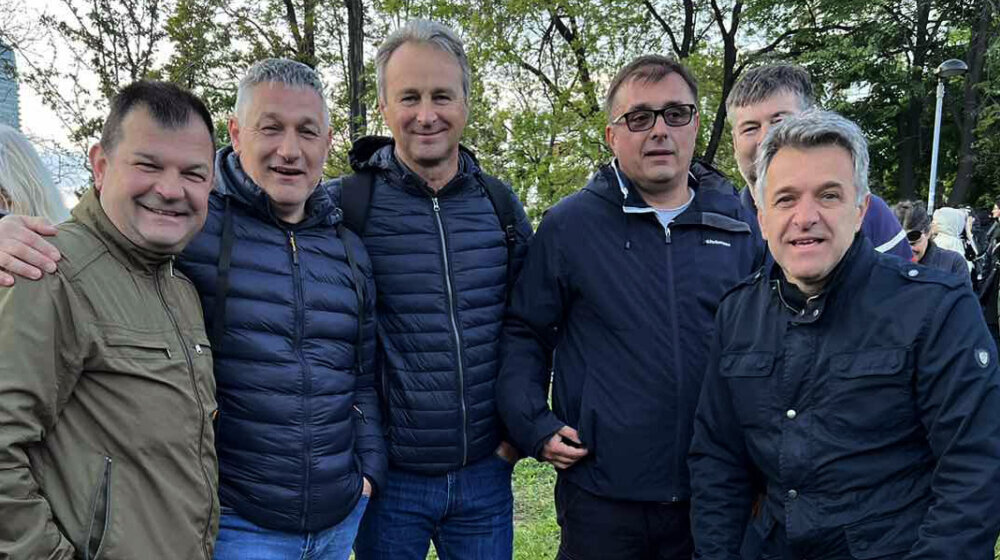 Užičani na protestu u Beogradu: Građani imaju snagu i volju da promene vlast u Srbiji 1