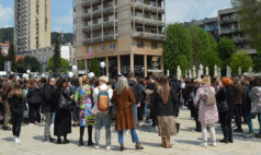 Učenici i profesori u Užicu odali pomen nastradalima u beogradskoj školi i izrazili potest protiv nasilja (FOTO/VIDEO) 5