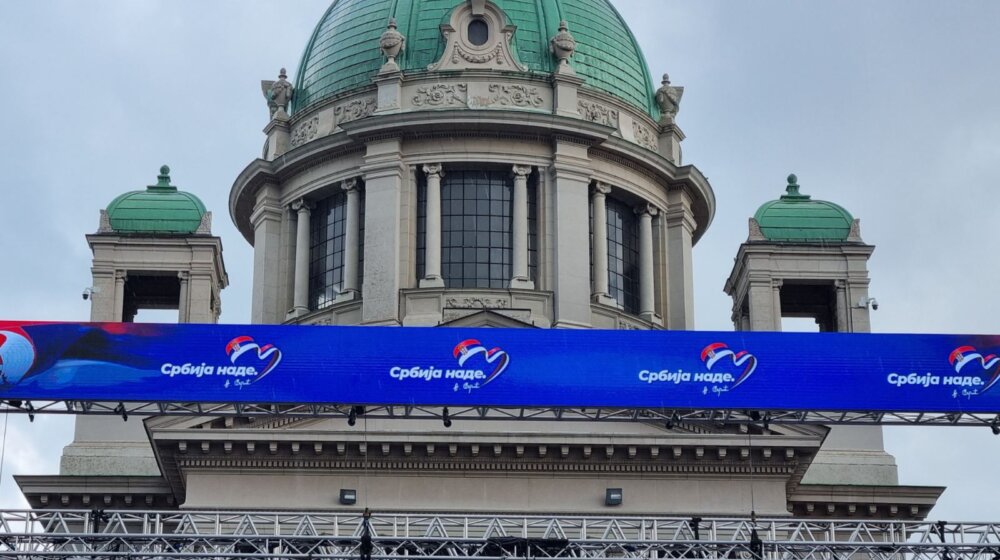 Može li lista SNS sama da osvoji 126 poslaničkih mesta? 1