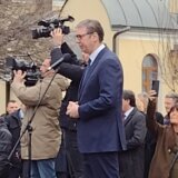 Aleksandru Vučiću kragujevačka Plaketa Svetog Đorđa: Gradonačelnik nagradio predsednika zbog zaštite životne sredine 4