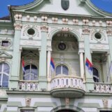 Ustavna žalba LSV zato što zastave Vojvodine ne vijore u Zrenjaninu 3