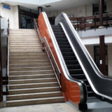 SSP traži da se poprave pokretne stepenice na železničkoj stanici u Užicu 16
