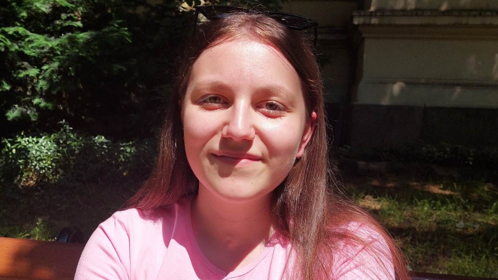 "Ako Vučić ode, staće da se grade putevi, škole i sve ostalo": Zaječarci za Danas o situaciji u zemlji 9 "Ako Vučić ode, staće da se grade putevi, škole i sve ostalo": Zaječarci za Danas o situaciji u zemlji 9