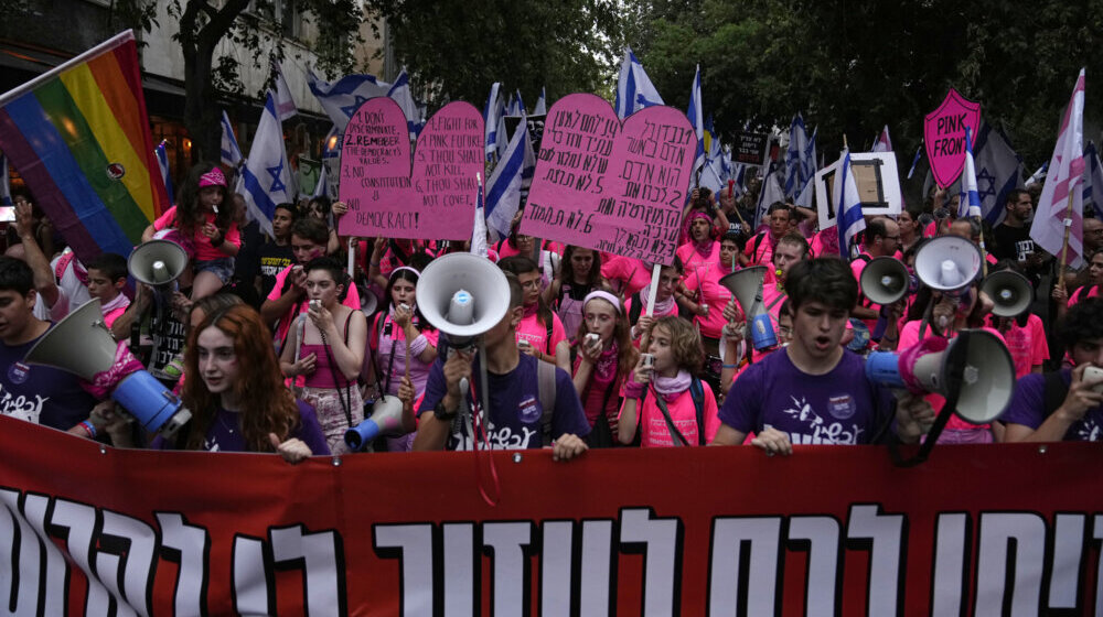 Desetine hiljada Izraelaca protestovale 21. subotu protiv reforme pravosuđa 1