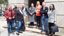 Niška opozicija traži reagovanje tužilaštva zbog “prinude” nad zaposlenima u javnom sektoru da prisustvuju mitingu SNS u Beogradu 2