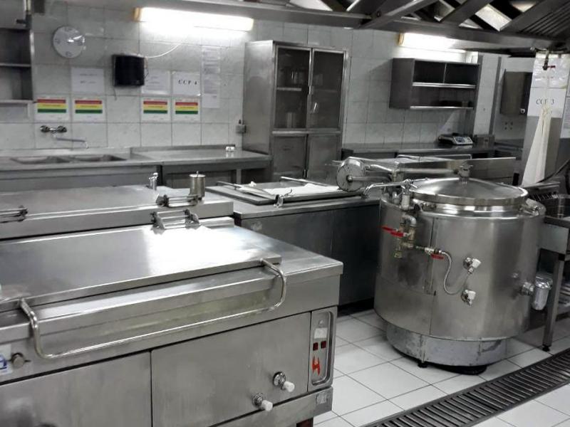 "Direktori škola prave dugačke spiskove za miting, a ‘Pčelica’ 10.000 sendviča": Ko će 26. maja brinuti o niškoj deci? 2