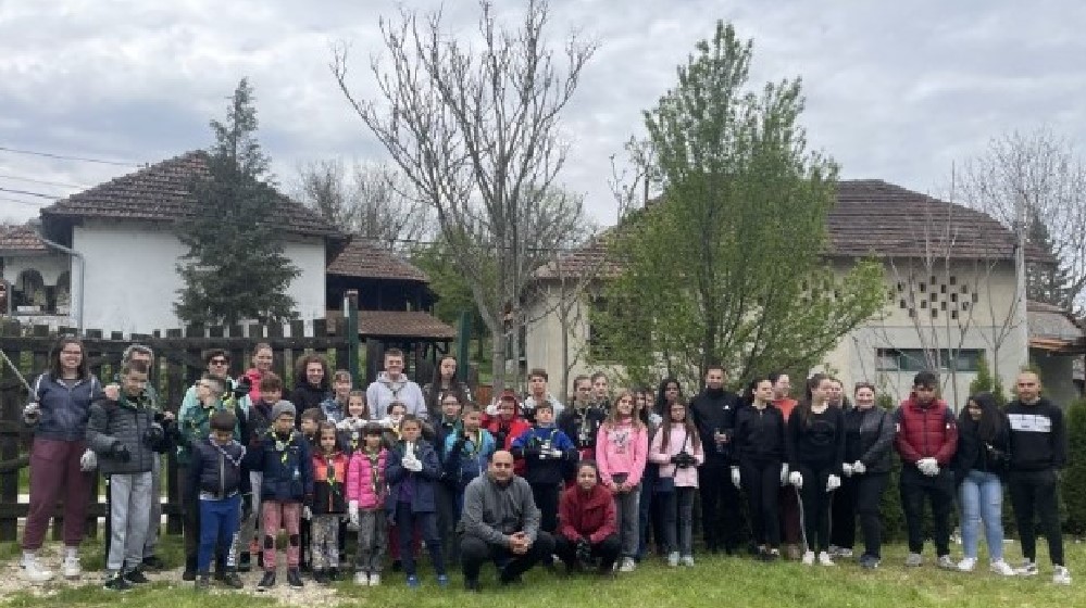 Zaječar: Organizovana akcija čišćеnja Grliškog jеzеra 1