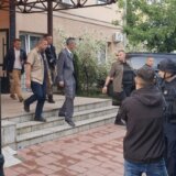 Iljir Peci: Opština preuzela upravljanje zatvorenom zgradom JKP-a u Zvečanu 5