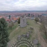 Izložba spomeničkih dela Bogdana Bogdanovića u Vlasotincu 10