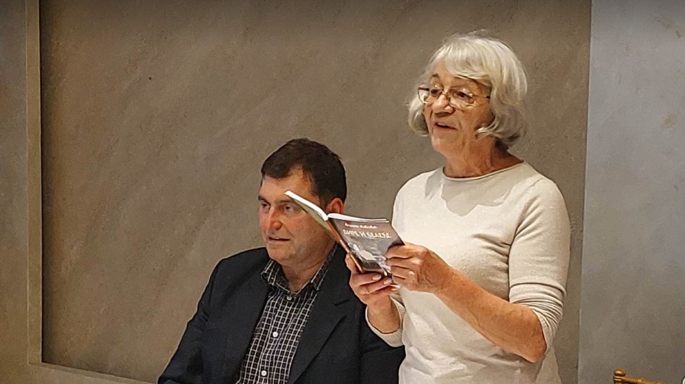 Knjiga “Dire i beleđe” autorke Ljiljane Živković promovisana u Zaječaru i Knjaževcu 2 Knjiga “Dire i beleđe” autorke Ljiljane Živković promovisana u Zaječaru i Knjaževcu 2