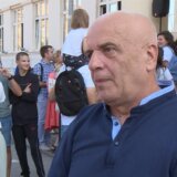 Preminuo direktor OŠ "Svetozar Miletić" u Zemunu, zbog čije smene su deca i roditelji protestovali 8