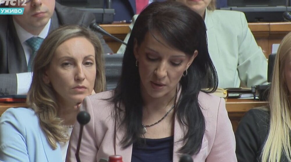 Marinika Tepić: Suzana Vasiljević, desna ruka Vučićeva, upravlja medijima 1