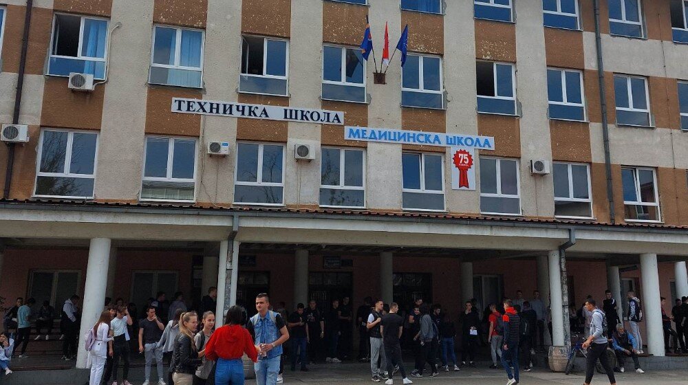 “Našu školu upisuju učenici iz cele istočne Srbije”: Medicinska škola u Zaječaru obeležava 75 godina postojanja 1